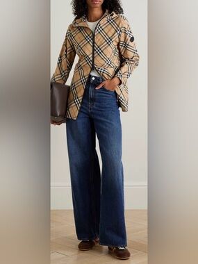 Burberry windbreaker Rein jacket, spring and early fall jacket brand new S